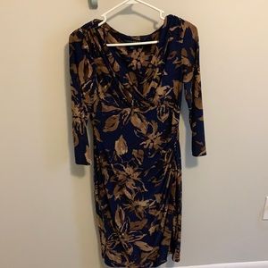 Beautiful Lauren by Ralph Lauren dress in size 4.
